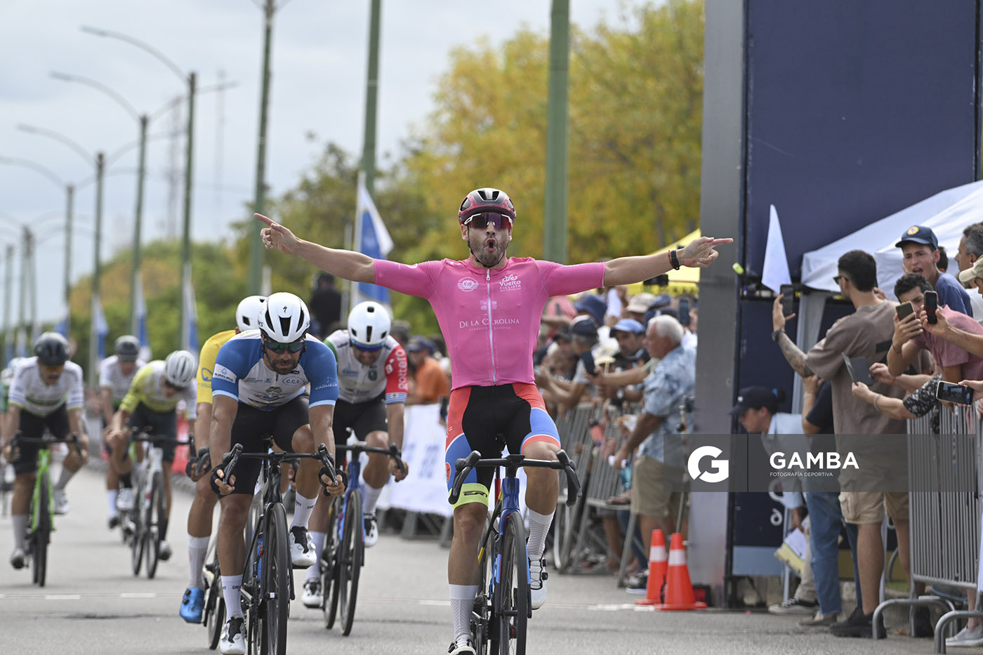Leonel Rodríguez, de Club Náutico y de Pesca Boca de Cufré. 81ª Vuelta Ciclista del Uruguay.