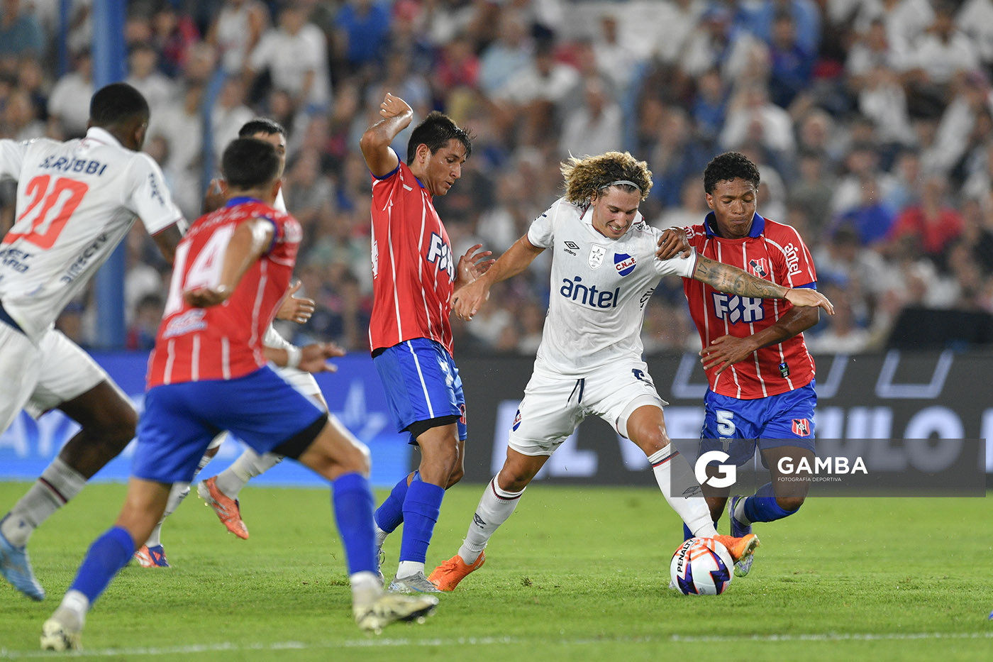 `n6Liga AUF Uruguaya. Estadio Gran Parque Central.