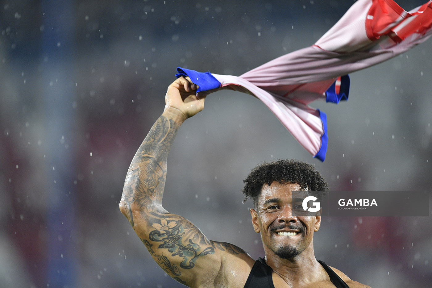 Raúl Tarragona, de Central Español, Liga AUF Uruguaya. Estadio Gran Parque Central.