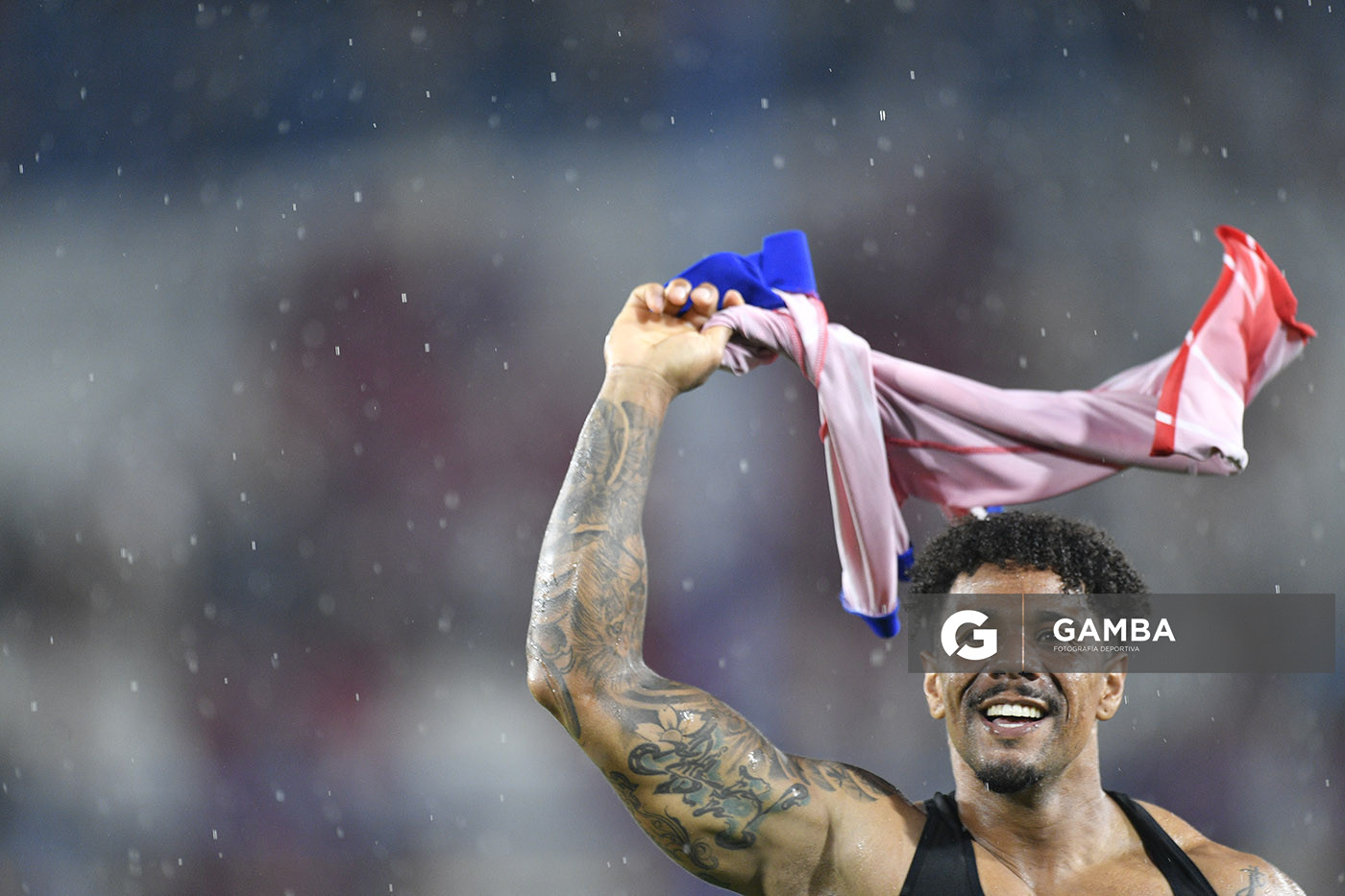 Raúl Tarragona, de Central Español, Liga AUF Uruguaya. Estadio Gran Parque Central.