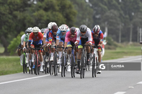 Agustín Alonso, de Club Náutico y de Pesca Boca de Cufré. 81ª Vuelta Ciclista del Uruguay.