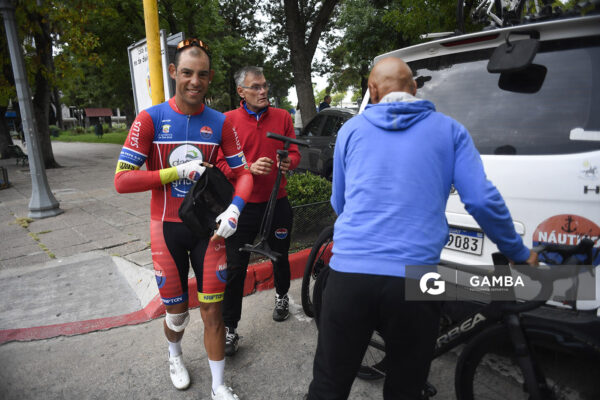 Robert Racedo, de Club Náutico y de Pesca Boca de Cufré. 81ª Vuelta Ciclista del Uruguay.