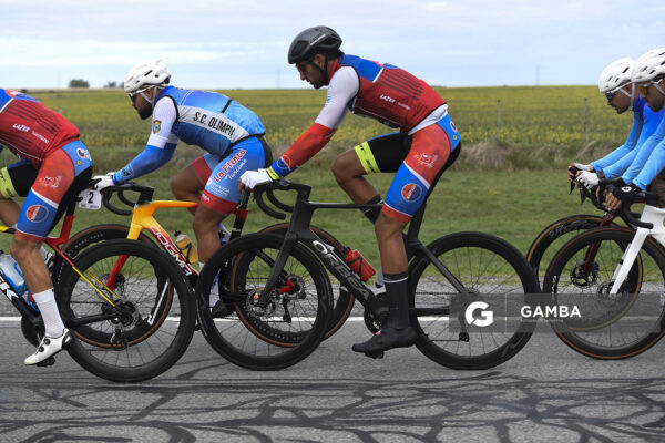 Agustín Alonso, de Club Náutico y de Pesca Boca de Cufré. 81ª Vuelta Ciclista del Uruguay.