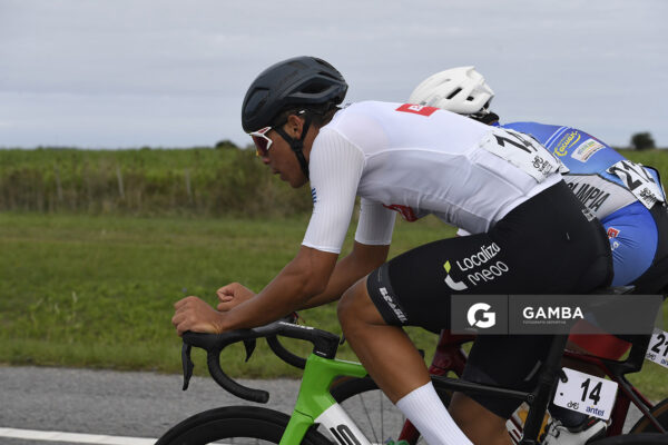 Luiz Bomfim de Almeida, de Localiza Meoo / Swift Pro Cycling. 81ª Vuelta Ciclista del Uruguay.