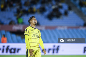 Matías Arezo, de Peñarol, Liga AUF Uruguaya. Estadio Centenario.