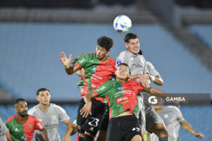 Ramiro Brazionis, de Racing, Copa Conmebol Sudamericana. Estadio Centenario.