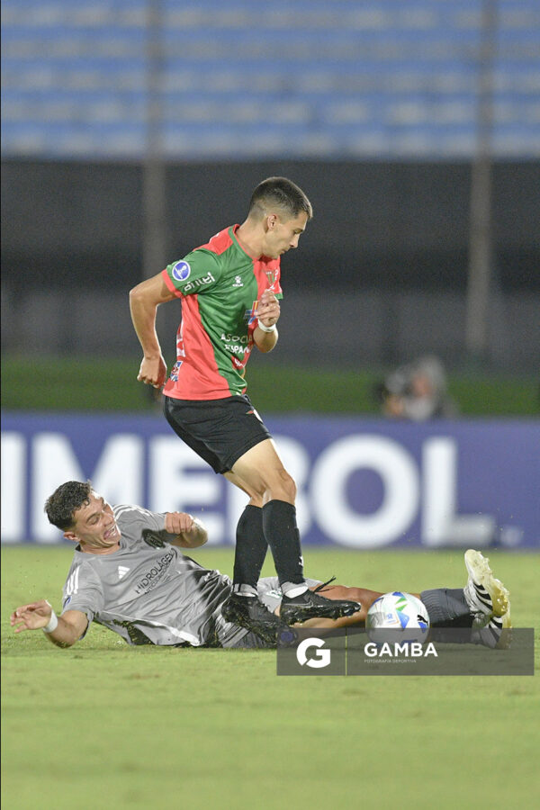 Agustín Amado, de Boston River, Copa Conmebol Sudamericana. Estadio Centenario.