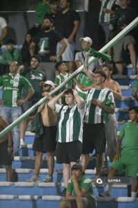 Hinchas de Racing. Copa Conmebol Sudamericana. Estadio Centenario.