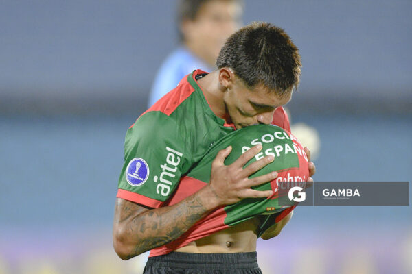 Fredy Martínez, de Boston River, Copa Conmebol Sudamericana. Estadio Centenario.