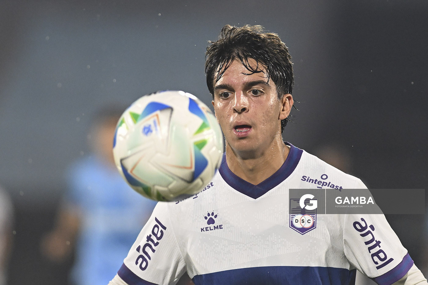 Xavier Biscayzacú, de Defensor Sporting, Copa Conmebol Sudamericana. Estadio Centenario.