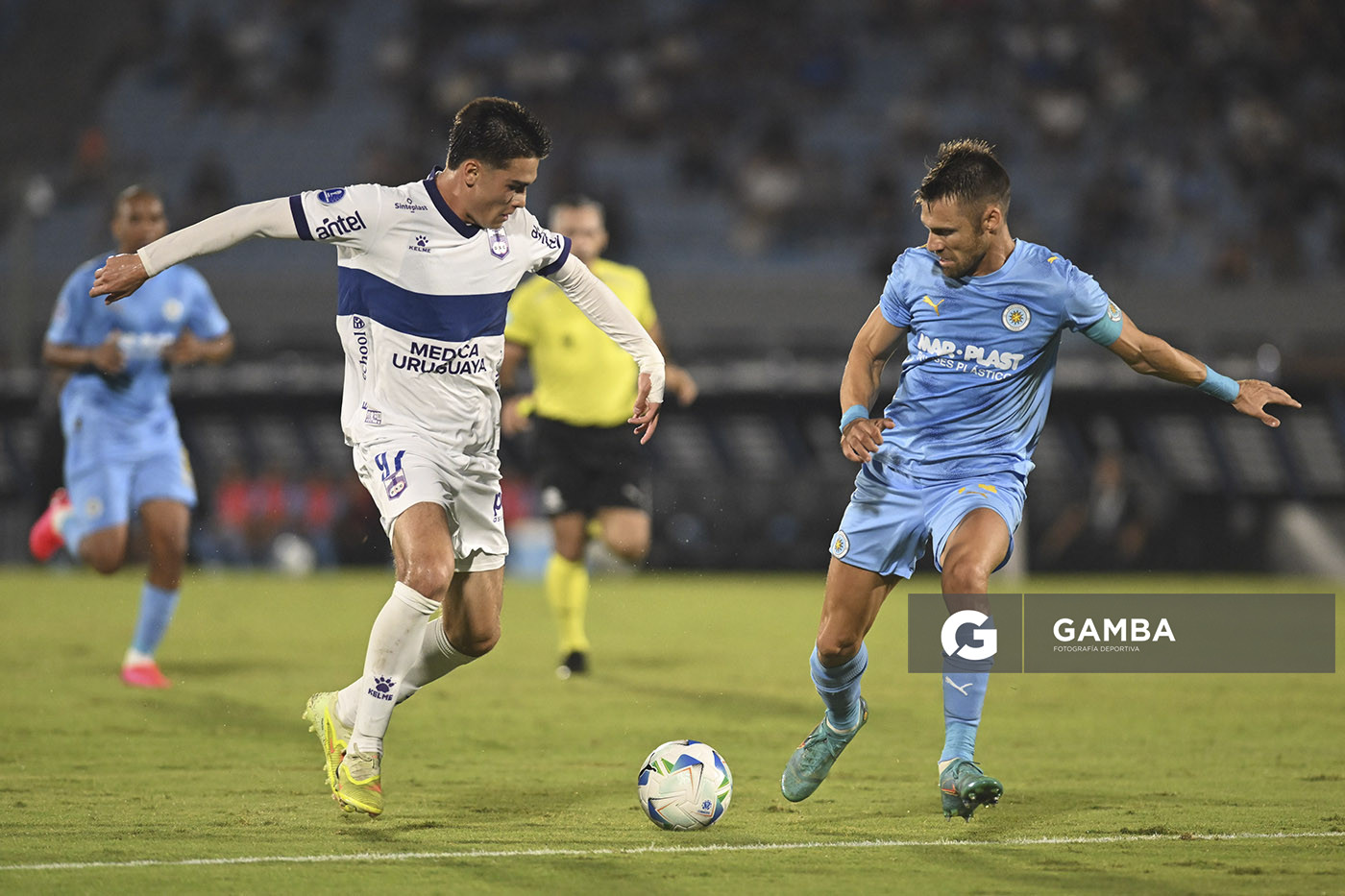 Juan Pablo Goicochea, de Defensor Sporting, Copa Conmebol Sudamericana. Estadio Centenario.