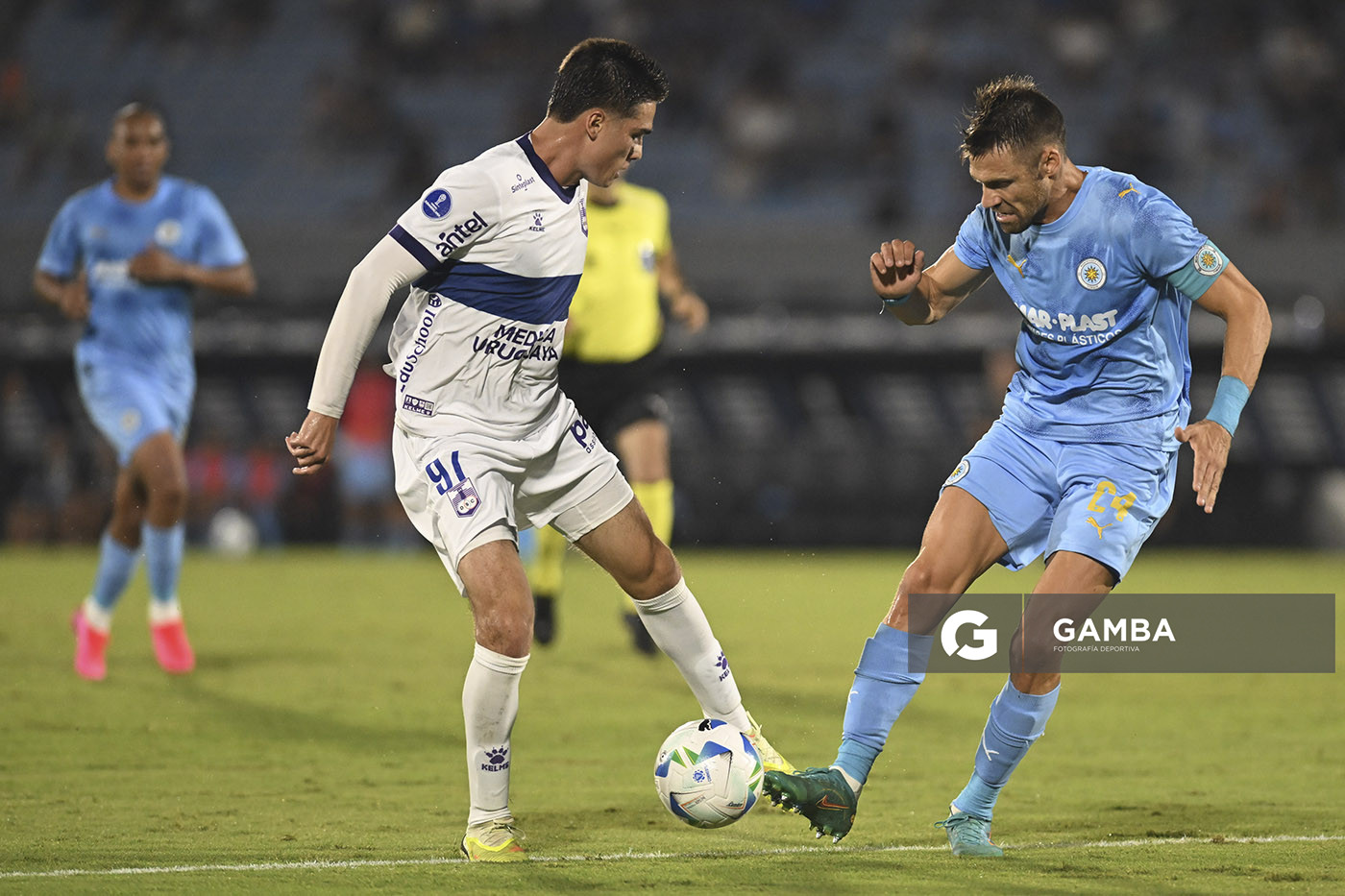 Juan Pablo Goicochea, de Defensor Sporting, Copa Conmebol Sudamericana. Estadio Centenario.
