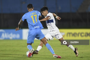 Juan Pablo Goicochea, de Defensor Sporting, Copa Conmebol Sudamericana. Estadio Centenario.