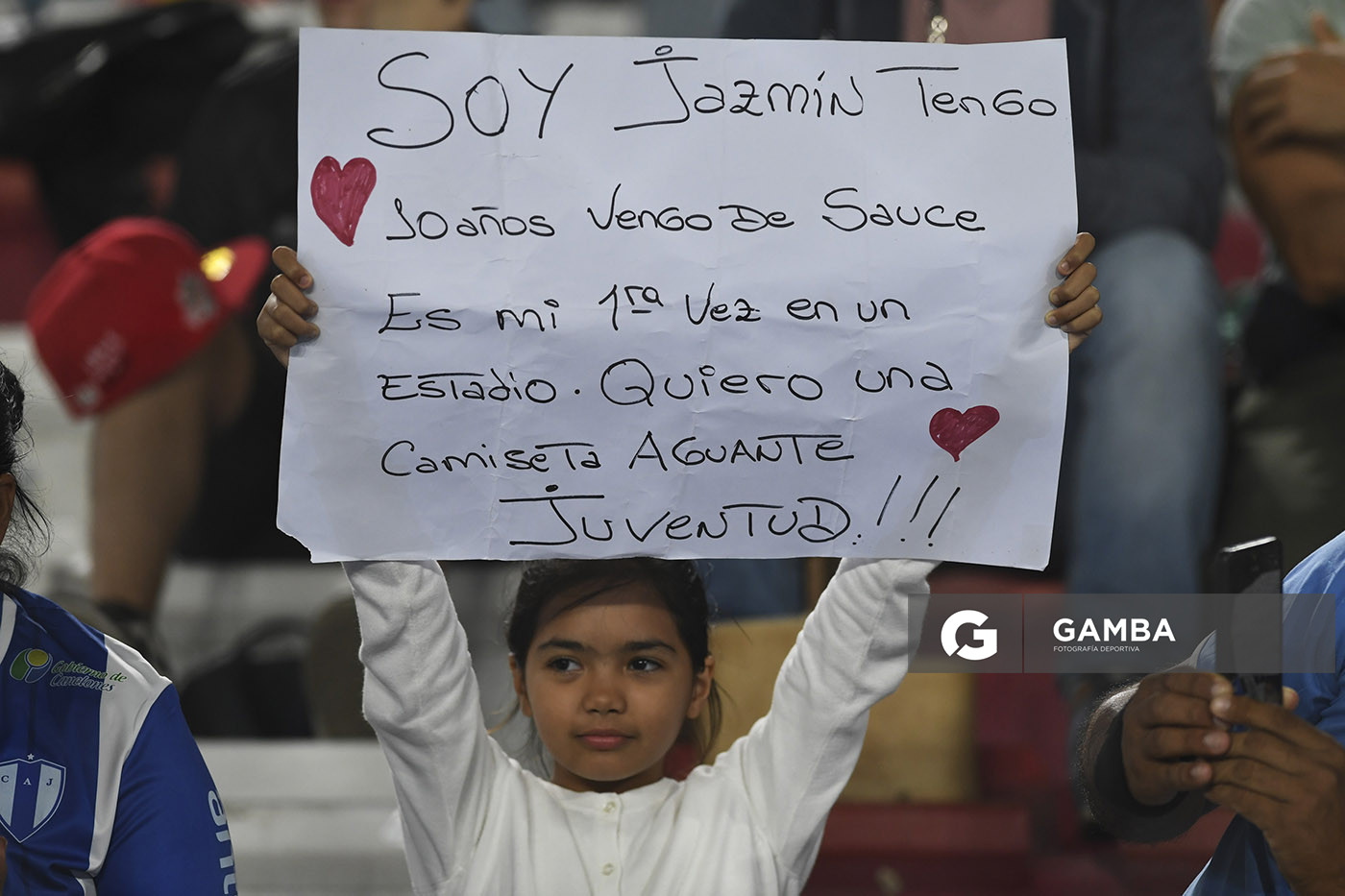 Hinchas de Juventud. Copa Conmebol Libertadores. Estadio Gran Parque Central.