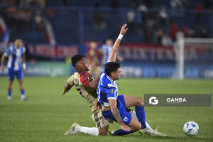 Gonzalo Gómez, de Juventud, Copa Conmebol Libertadores. Estadio Gran Parque Central.