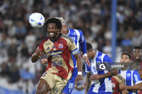Didier Moreno, de Independiente Medellín, Copa Conmebol Libertadores. Estadio Gran Parque Central.