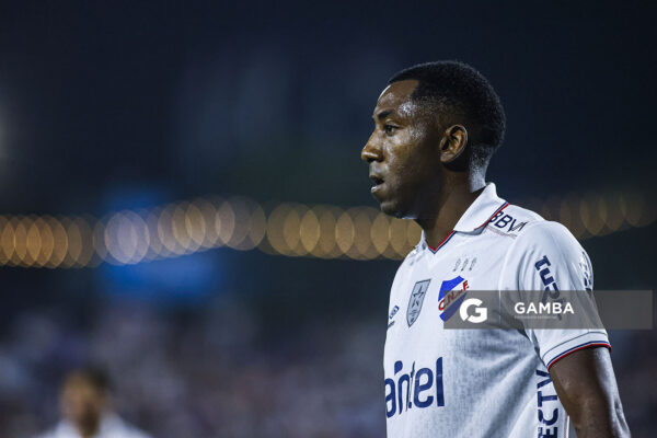 Gonzalo Carneiro, de Nacional, Liga AUF Uruguaya. Estadio Charrúa.