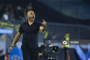 Marcelo Méndez, director técnico de Montevideo City Torque, Liga AUF Uruguaya. Estadio Charrúa.