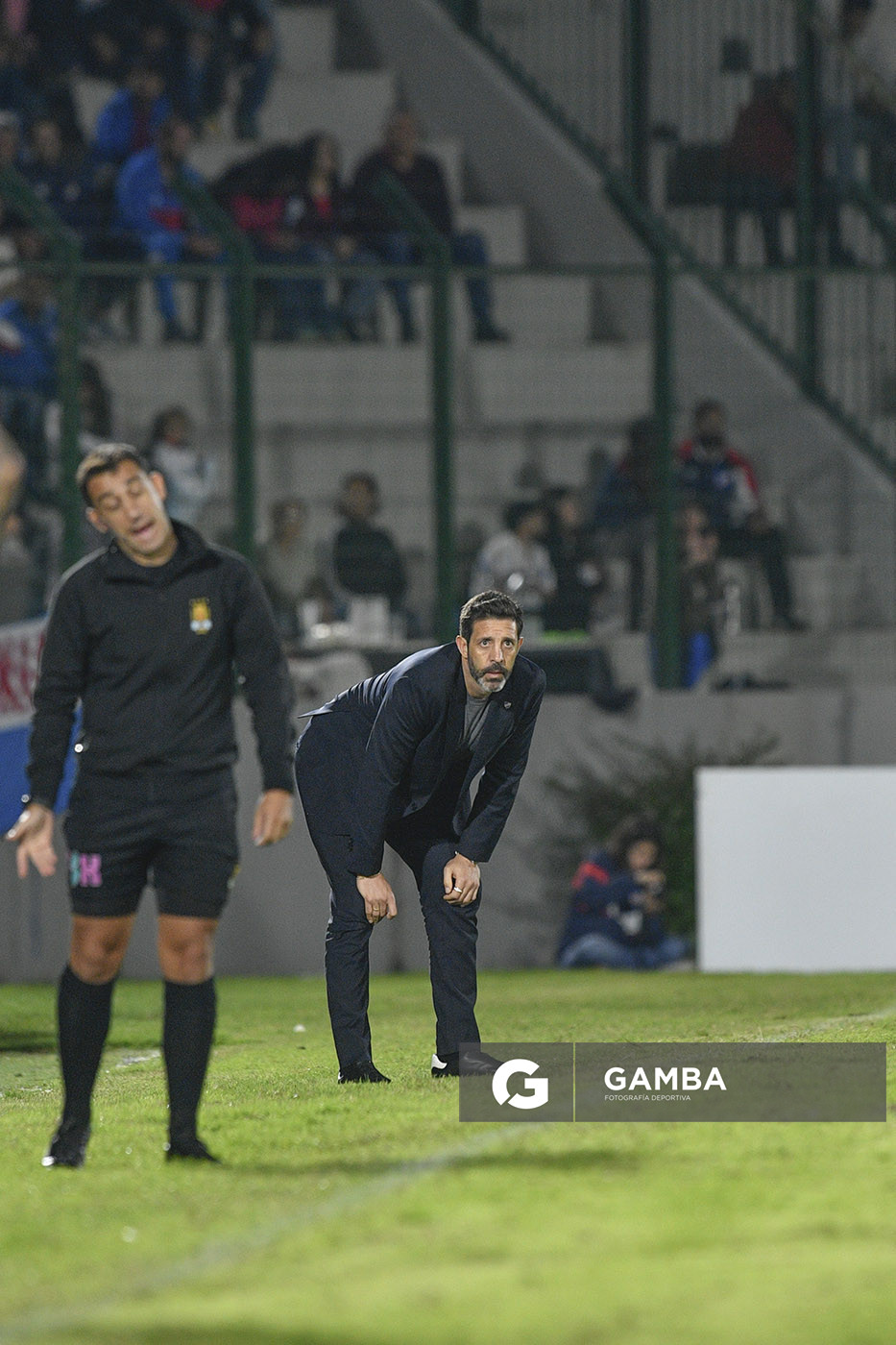 Jorge Bava, director técnico de Nacional, Liga AUF Uruguaya. Estadio Domingo Burgueño.