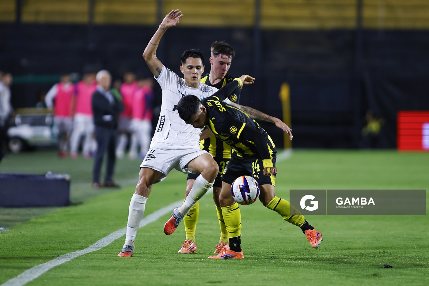 Kevin Rodríguez, de Peñarol, Liga AUF Uruguaya. Estadio Campeón del Siglo.