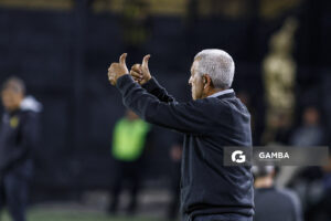 Gustavo Ferrín, Director Deportivo y director técnico interino de Liverpool, Liga AUF Uruguaya. Estadio Campeón del Siglo.