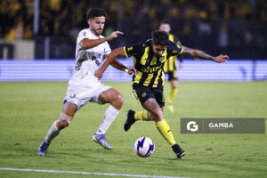 Roberto Fernández, de Peñarol, Liga AUF Uruguaya. Estadio Campeón del Siglo.