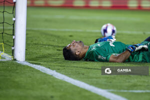 Martín Campaña, golero de Liverpool, Liga AUF Uruguaya. Estadio Campeón del Siglo.