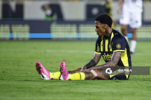 Abel Hernández, de Peñarol, Liga AUF Uruguaya. Estadio Campeón del Siglo.