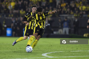 Matías Arezo, de Peñarol, žnnCopa Conmebol Libertadores. Estadio Campeón del Siglo.
