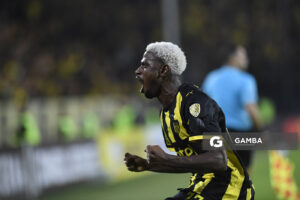Luis Angulo, de Peñarol, Copa Conmebol Libertadores. Estadio Campeón del Siglo.