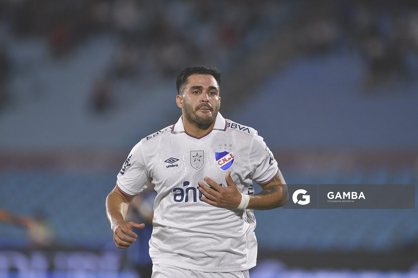 Maximiliano Gómez, de Nacional, Liga AUF Uruguaya. Estadio Centenario.