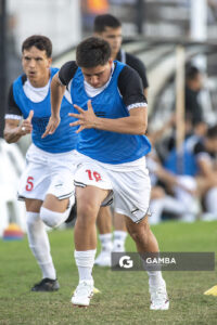 Benjamín Azambuja, de Danubio, Liga AUF Uruguaya. Estadio María Mincheff de Lazaroff.