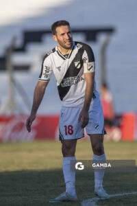 Camilo Mayada, de Danubio, Liga AUF Uruguaya. Estadio María Mincheff de Lazaroff.