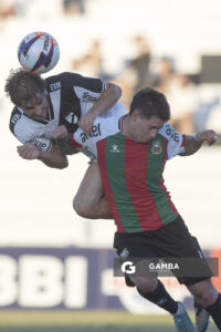 Martín Jourdan, de Danubio, Liga AUF Uruguaya. Estadio María Mincheff de Lazaroff.