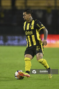 Jesús Trindade, de Peñarol, Liga AUF Uruguaya. Estadio Campeón del Siglo.