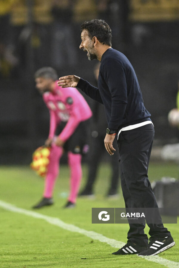 Sergio Blanco, director técnico de Juventud, Liga AUF Uruguaya. Estadio Campeón del Siglo.