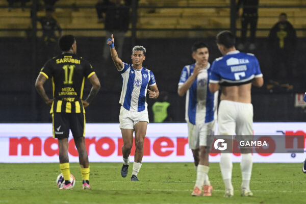 Fernando Mimbacas, de Juventud, Liga AUF Uruguaya. Estadio Campeón del Siglo.