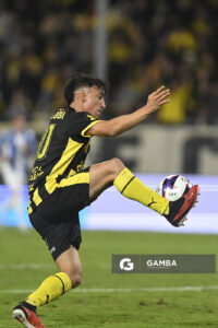 Franco González, de Peñarol, Liga AUF Uruguaya. Estadio Campeón del Siglo.