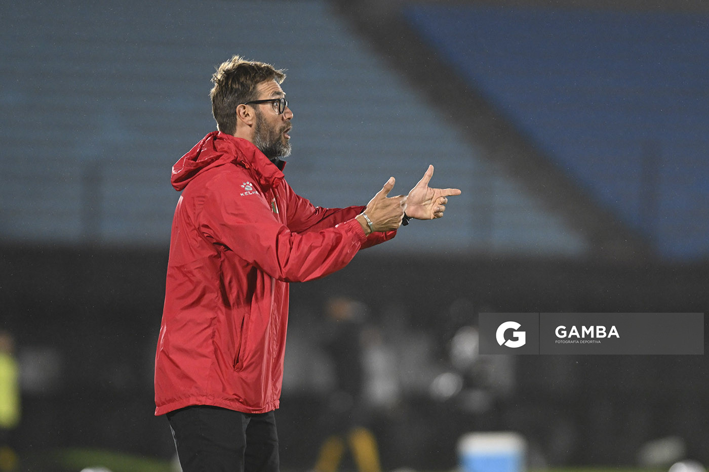 Ignacio Ithurralde, director técnico de Boston River, Copa Conmebol Sudamericana. Estadio Centenario.