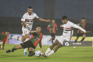 Francisco Bonfiglio, de Boston River, Copa Conmebol Sudamericana. Estadio Centenario.