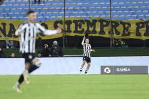 Facundo Labandeira, de Wanderers, Liga AUF Uruguaya 2026. Estadio Centenario.