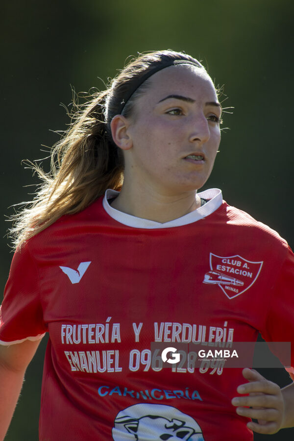 Valentina Breso, de Estación, Campeonato Minuano Femenino. Estadio Parque Walter Montero.