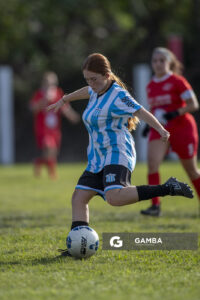 Melina Ayala, de Las Delicias, Campeonato Minuano Femenino. Estadio Parque Walter Montero.
