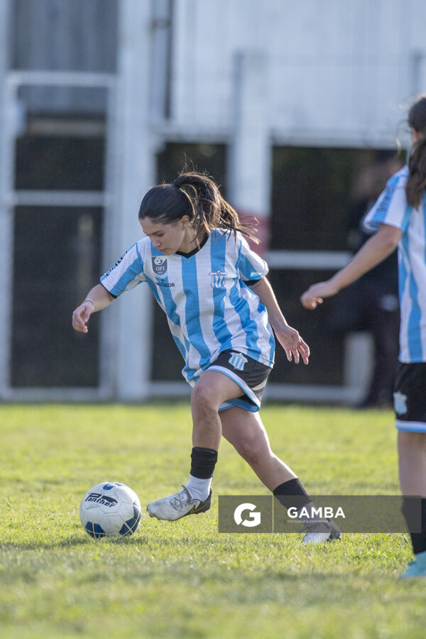 Luana Cortés, de Las Delicias, Campeonato Minuano Femenino. Estadio Parque Walter Montero.