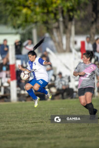 Silvia Fretez, de Granjeros, Campeonato Minuano Femenino. Estadio Parque Walter Montero.