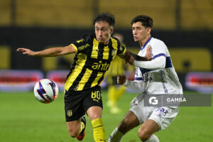 Franco González, de Peñarol, Liga AUF Uruguaya. Estadio Campeón del Siglo.