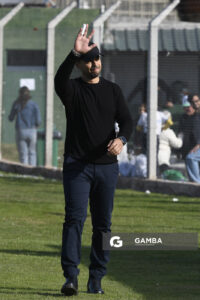 Cristian Chambian, director técnico de Racing, Liga AUF Uruguaya. Estadio Parque Osvaldo Roberto.
