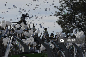 Hinchas de Racing. Liga AUF Uruguaya. Estadio Parque Osvaldo Roberto.