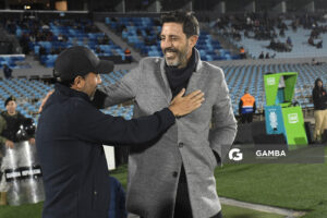 Federico Nievas, director técnico de Albion. Jorge Bava, director técnico de Nacional, Liga AUF Uruguaya. Estadio Centenario.