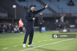 Federico Nievas, director técnico de Albion, Liga AUF Uruguaya. Estadio Centenario.